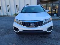 2013 Kia Sorento LX - 3rd Row Seating Atlanta - Image 3