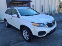 2013 Kia Sorento LX - 3rd Row Seating Atlanta - Image 4