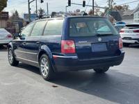 2004 VOLKSWAGEN PASSAT 4MOTION GAS SAVER// GREAT DEAL - Image 7