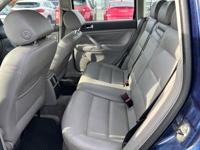 2004 VOLKSWAGEN PASSAT 4MOTION GAS SAVER// GREAT DEAL - Image 9