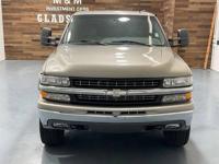 2002 Chevrolet Chevy Suburban 2500 LT 4X4 / 8.1L V8 / Leather / NEW TIRES + MM Investment Cars-Gladstone / WE SHIP NATIONWIDE - Image 6