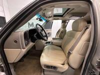 2002 Chevrolet Chevy Suburban 2500 LT 4X4 / 8.1L V8 / Leather / NEW TIRES + MM Investment Cars-Gladstone / WE SHIP NATIONWIDE - Image 10