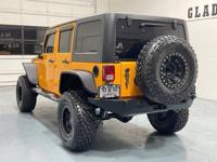2012 Jeep Wrangler Unlimited Rubicon 4X4 / V6 /6-SPEED MANUAL /LIFTED JK + MM Investment Cars-Gladstone / WE SHIP NATIONWIDE - Image 9