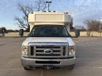 2012 NON CDL Ford E-350 Shuttle Bus Kansas City - Image 10
