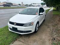 2012 vw jetta TDI Premium Diesel auto 3995 houston - Image 2