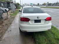 2012 vw jetta TDI Premium Diesel auto 3995 houston - Image 3