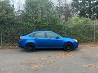 2011 Ford Focus SES 4 door *Loaded *Clean title. Salem - Image 5