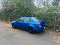 2011 Ford Focus SES 4 door *Loaded *Clean title. Salem - Image 6