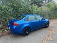 2011 Ford Focus SES 4 door *Loaded *Clean title. Salem - Image 7
