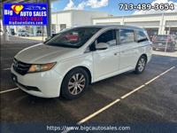 2016 Honda Odyssey EX-L w/Navigation - Financing! Cash Special!