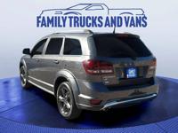 2018 Dodge Journey Crossroad _Dodge_ _Journey_ _SUV_ - Image 4