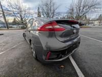 2017 Hyundai Ioniq Blue - 55 Mpg's - Heated Seats, Power Seat - Prius Kirkland - No Credit Check Finance - Image 4