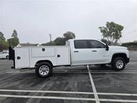 2021 Chevrolet 3500 6.6L Duramax,power lift gate,4x4,ext tank! north san diego county - Image 2