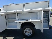 2017 Chevrolet 2500 Utility 6.0L Gas,Air compressor,inspected/Servic north san diego county - Image 3