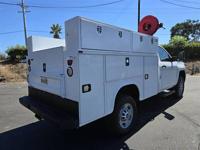 2017 Chevrolet 2500 Utility 6.0L Gas,Air compressor,inspected/Servic north san diego county - Image 7