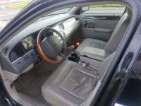 2011 Lincoln Town Car Limousine salem - Image 3