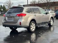 2010 SUBARU OUTBACK PREMIUM GAS SAVER// GREAT DEAL - Image 6