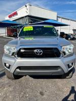 2015 TOYOTA TACOMA V6 4X4 CREW CAB PICKUP Jacksonville Florida - Image 3