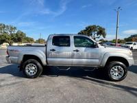 2015 TOYOTA TACOMA V6 4X4 CREW CAB PICKUP Jacksonville Florida - Image 4