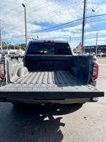 2017 GMC SIERRA K1500 SLT 4X4 CREW CAB PICKUP Jacksonville Florida - Image 6