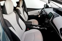 2018 Toyota Prius Four Touring hatchback Sea Glass Pearl CALL 928-351-6484 FOR AVAILABILITY - Image 9