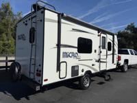 2017 FLAGSTAFF LITE 19 FD TRAVE TRAILER + Gator Truck Center of Ocala - Image 4