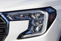 2022 GMC Terrain SLE suv Summit White CALL 928-351-6484 FOR AVAILABILITY - Image 10