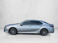 2022 Toyota Camry Hybrid XLE Electric AUTONATION - Call (224) 207-8552 to confirm availability - Image 3