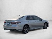 2022 Toyota Camry Hybrid XLE Electric AUTONATION - Call (224) 207-8552 to confirm availability - Image 6