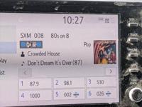 2022 Toyota Camry Hybrid XLE Electric AUTONATION - Call (224) 207-8552 to confirm availability - Image 10