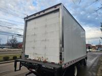 2019 Isuzu NPR XD 16 Box Truck + Liftgate!!! 81k Miles !! Chicago - Image 6