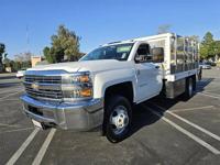 2016 Chevrolet 3500 Stake bed,6.0L Gas,2,000lbs power lift gate! north san diego county
