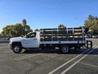 2016 Chevrolet 3500 Stake bed,6.0L Gas,2,000lbs power lift gate! north san diego county - Image 7