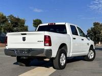 2022 RAM 1500 Classic Tradesman * 4X4 * 4x4 Tradesman 4dr Crew Cab 5.5 ft. SB Pi + FINANCING AVAILABLE!!! - Image 3