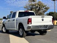 2022 RAM 1500 Classic Tradesman * 4X4 * 4x4 Tradesman 4dr Crew Cab 5.5 ft. SB Pi + FINANCING AVAILABLE!!! - Image 5
