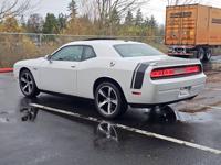 2014 DODGE CHALLENGER R/T. 5.7L V8. Happy Valley - Image 10