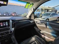 2017 GMC Yukon SLT SUV Wilkins Auto Center - Image 10