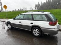 1997 Subaru Legacy Outback 4DR Wagon Automatic AWD 2.5L 4 Cyl. AC/PWR Salem - Image 5