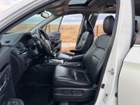 2017 Honda Pilot Touring w/Navigation and Rear DVD 1 OWNER Aurora - Image 8