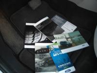 2019 Ford Escape Se 1-Owner loaded 4cyl smart entry rear cam white A++ Escondido - Image 7