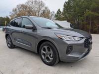 2023 Ford Escape Hybrid ST Line Select AWD 4dr SUV - Image 9
