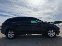 2012 Chevrolet Traverse LT SUV “8 Passanger” "CARFAX" “3rd row” Chula Vista “898 Broadway” - Image 4