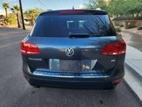 2013 VW Volkswagen Touareg AWD Low miles 129k miles Phoenix - Image 9