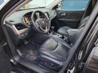 2016 Jeep Cherokee Kent - Image 7