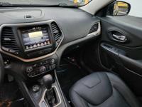 2016 Jeep Cherokee Kent - Image 9