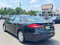 2020 FORD FUSION GAS SAVER RUNS GREAT WE FINANCE WARRANTY FEASTERVILLE - Image 5