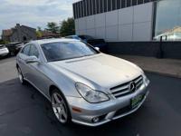 2011 MERCEDES-BENZ CLS550 / CLEAN CARFAX *** AMG PACKAGE *** Feasterville Trevose - Image 9