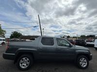 2010 Honda Ridgeline RTS 4x4 RTS 4dr Crew Cab WARRANTY FEASTERVILLE - Image 6