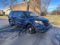 2014 Ford Explorer AWD (EX Condition/Garage Kept/Low Miles/1 Owner) NW Suburbs - Image 10