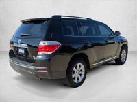 2013 Toyota Highlander SE SUV AUTONATION-Available Monday December 22nd-Call to confirm - Image 4